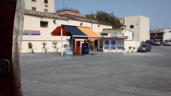 2017 03 25 009 - Gas Station - Full Service?